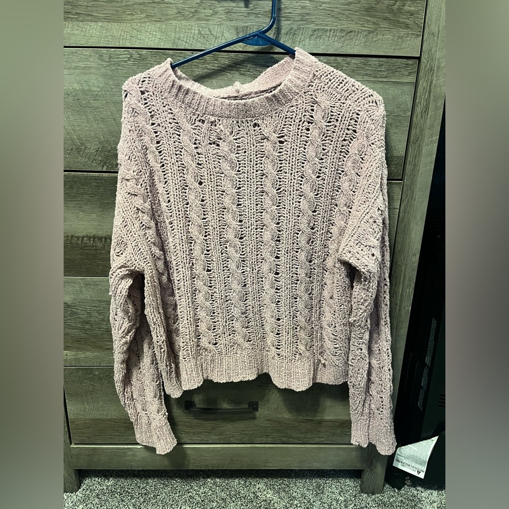 American Eagle Sweater